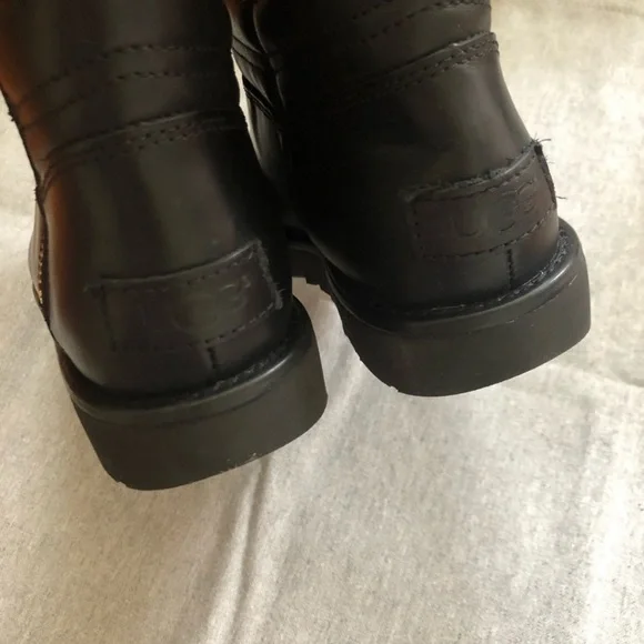 UGG Aviva Genuine Shearling Lined Boot - Picture 4 of 5